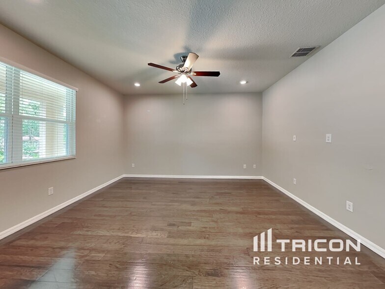 Building Photo - 3208 Macintosh Rd