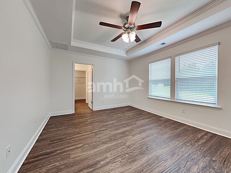 Building Photo - 281 Bering Ln