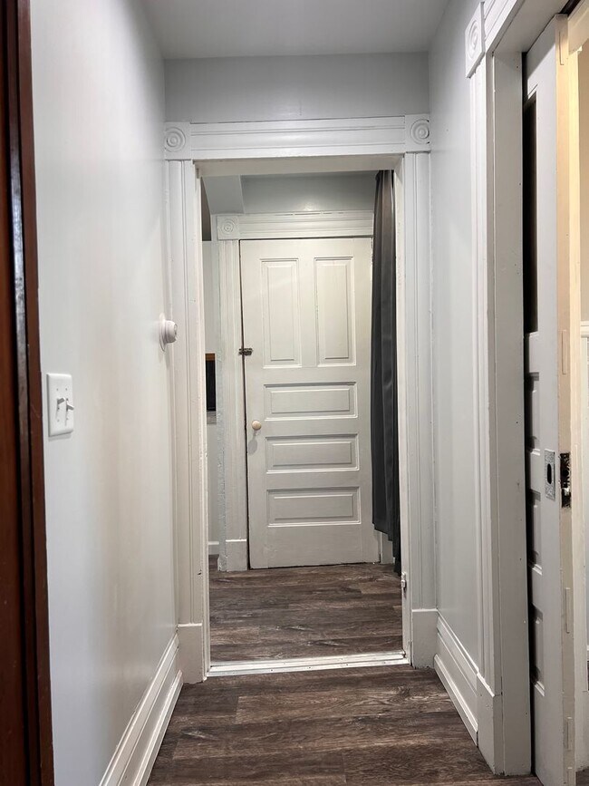 Building Photo - 1718 Farnam St