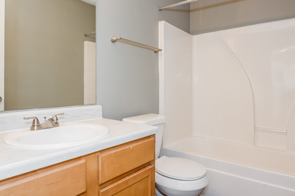 Building Photo - 2025 Registry Dr