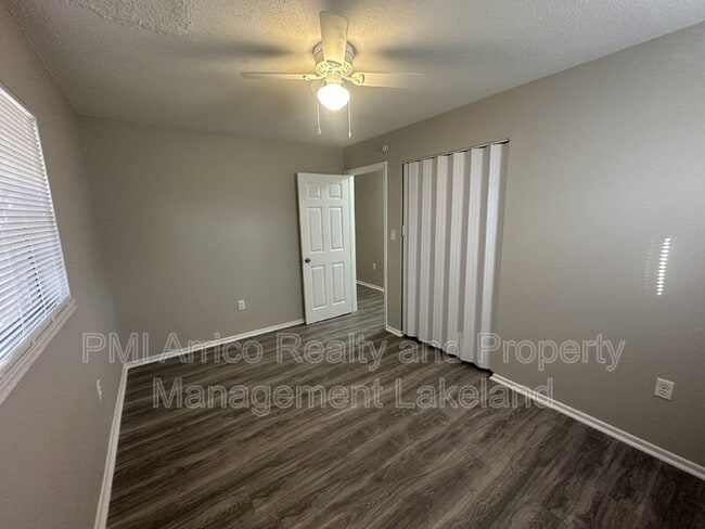 Building Photo - 1615 N New York Ave