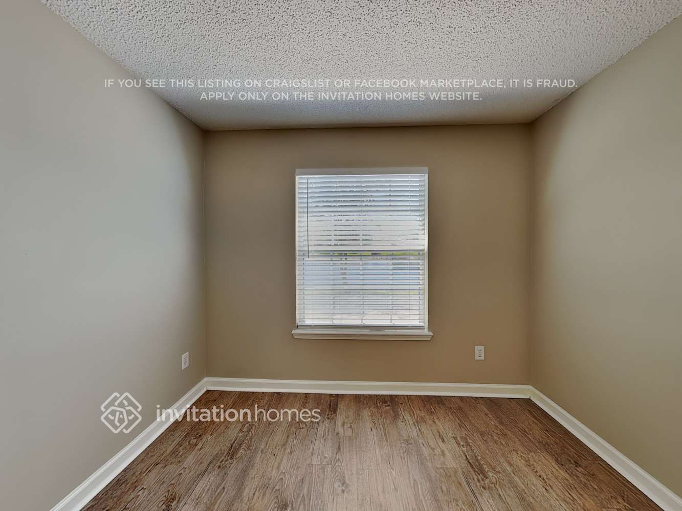 Building Photo - 7624 Fawn Lake Dr N