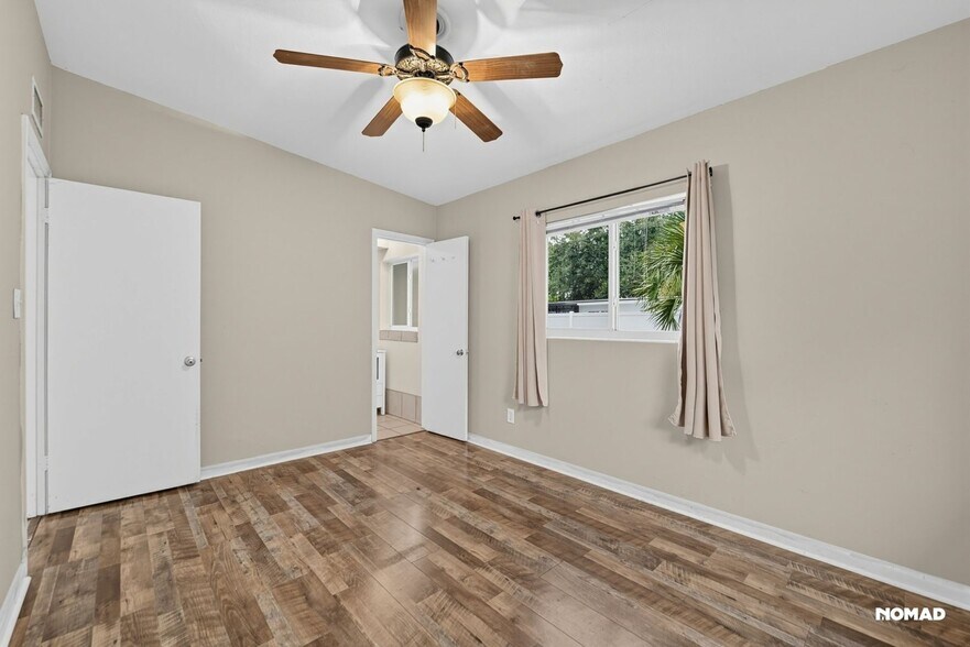 Building Photo - 235 Cherrywood Dr