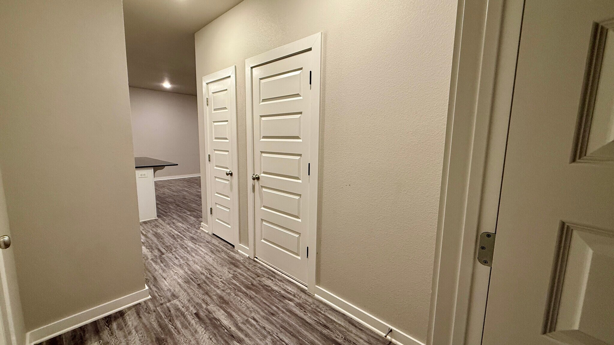 Building Photo - 103 E Mulberry St