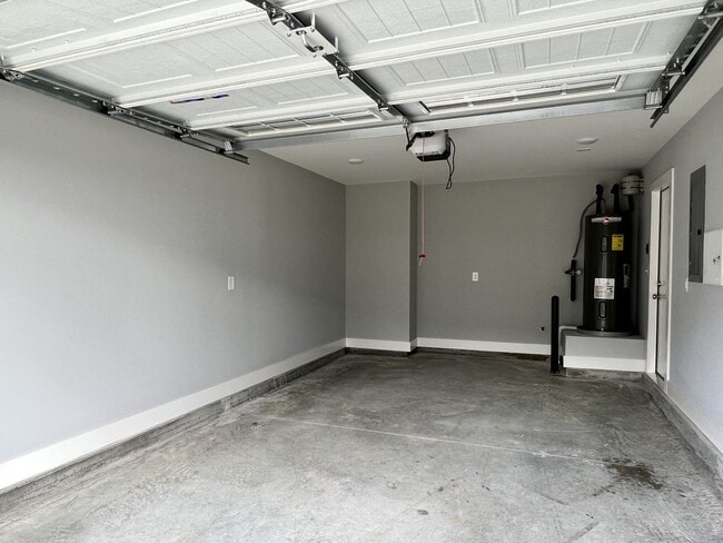 Building Photo - For Lease - 3 Bed, 2.5 Bath, 1515sqft Townhome, Lebanon, TN