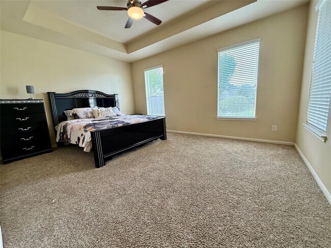 Building Photo - 3221 River Birch Dr