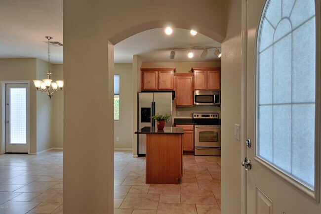 Building Photo - 4351 E Selena Dr