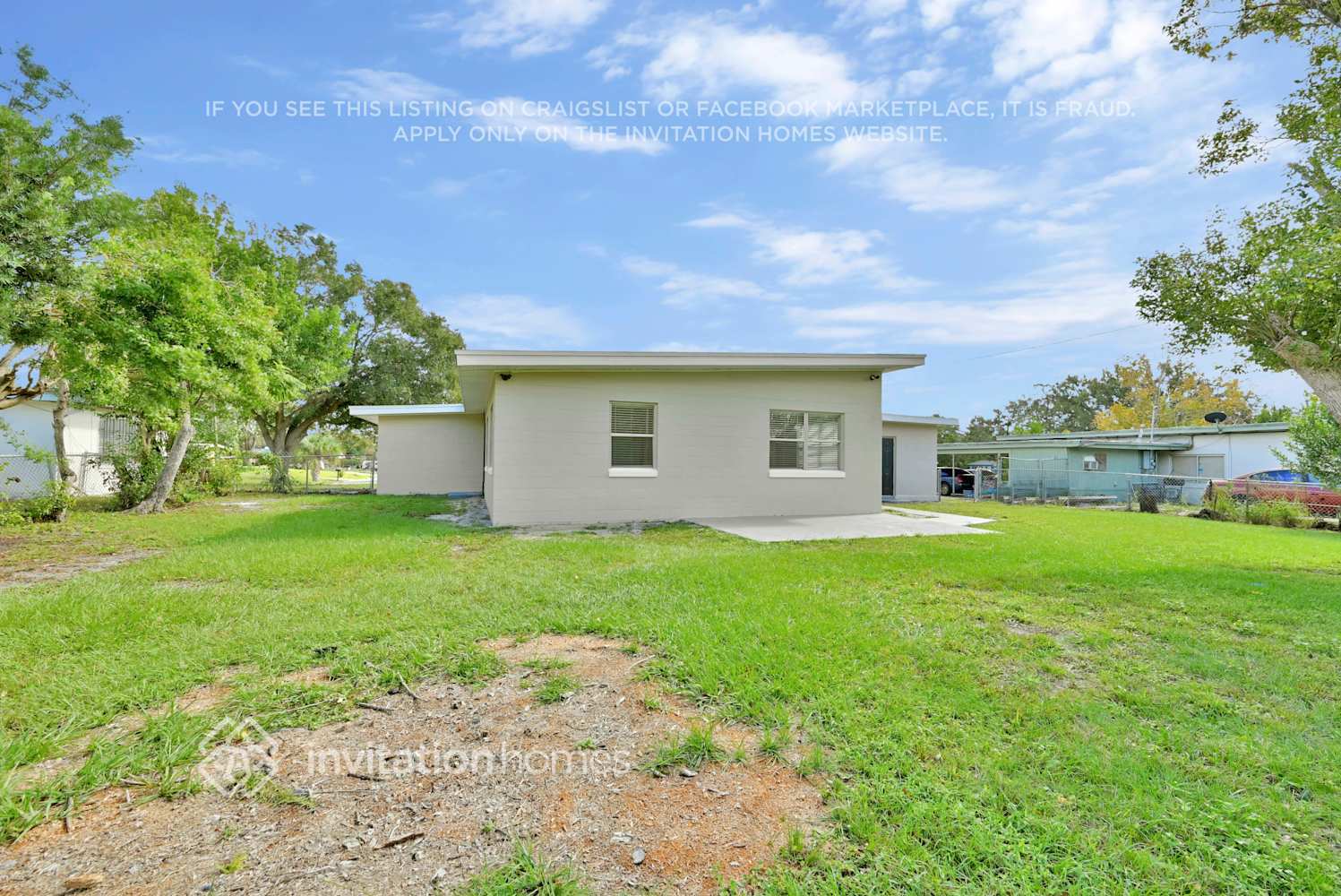 Building Photo - 2412 Martinwood Dr
