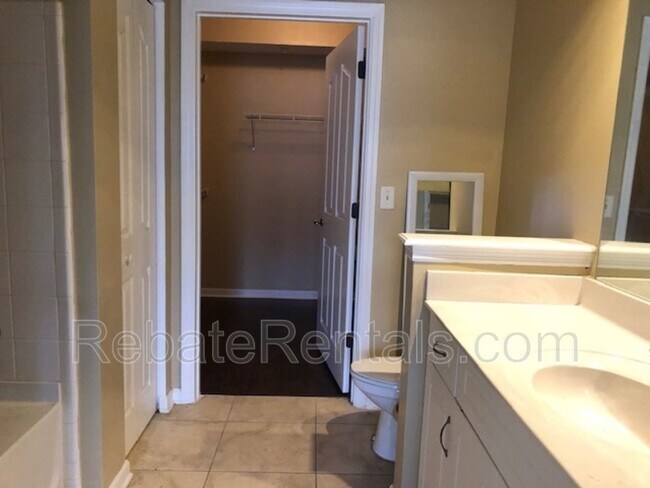 Building Photo - 10435 Mid Town Pkwy