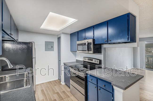 Building Photo - 14424 E Colorado Dr