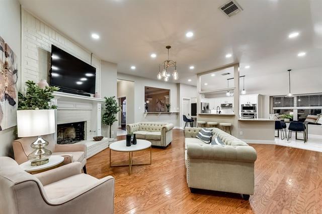 Building Photo - 8318 Luna Dr