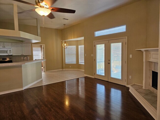 Building Photo - Available Now! No Carpet!