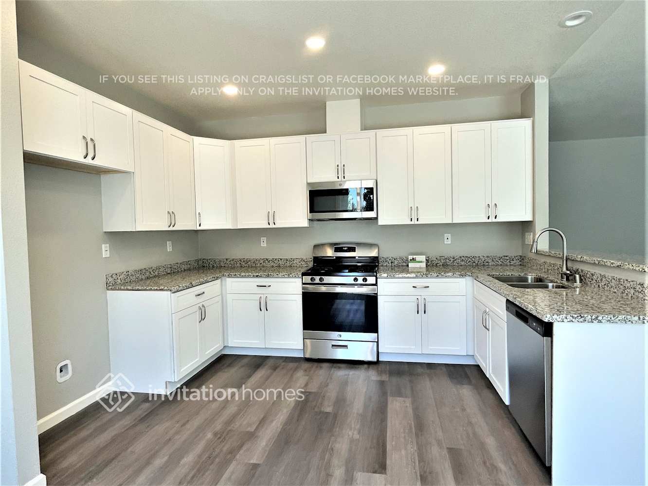 Building Photo - 5484 Summerfield Dr