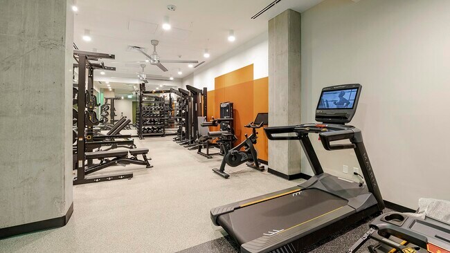 Building Photo - 955 Bannock St