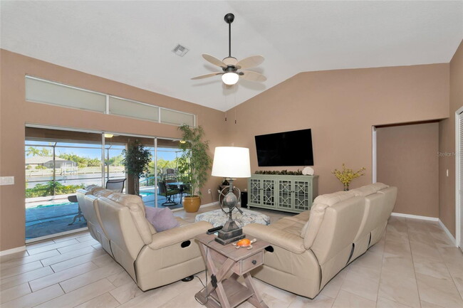 Building Photo - "3-Bedroom Oasis with Granite Accents & Mo...