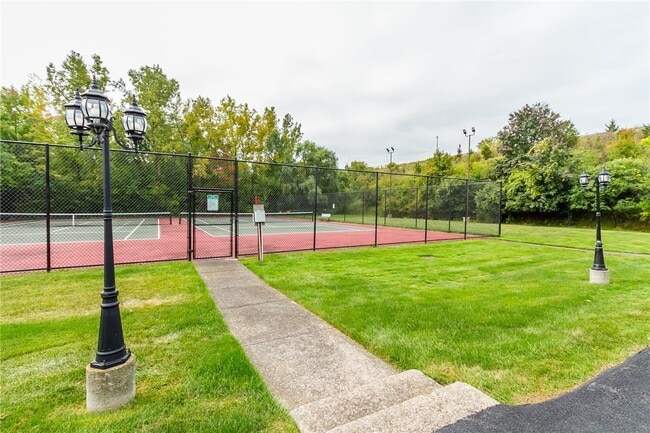 Building Photo - 644 Eastbrooke Ln