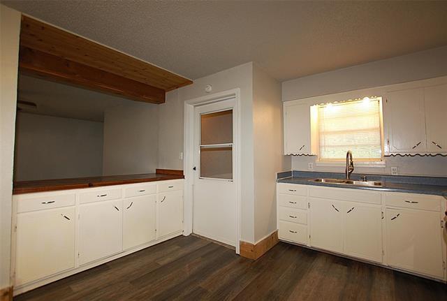 Building Photo - 407 S Bois D'Arc St