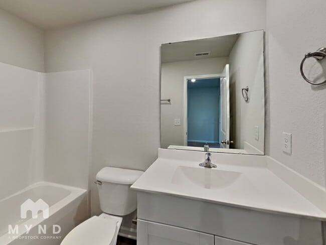 Building Photo - 116 Chandler Ct