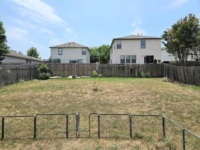 Building Photo - 161 Beech Dr