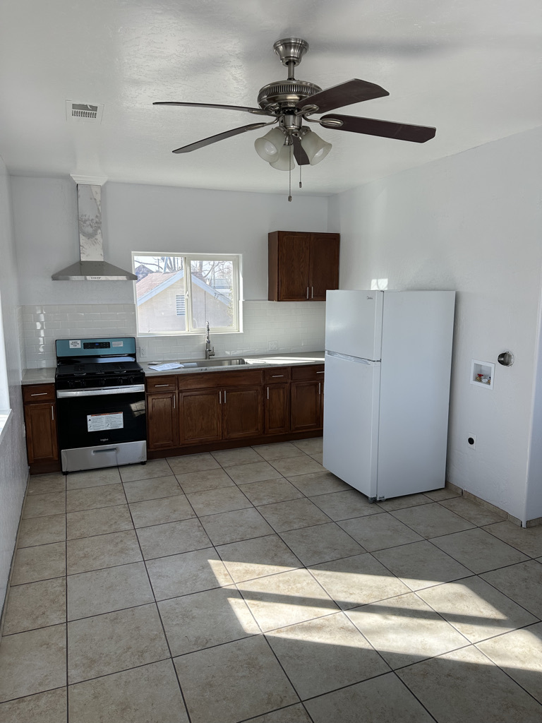 kitchen 2 upstairs - 2225 E Tyler Ave