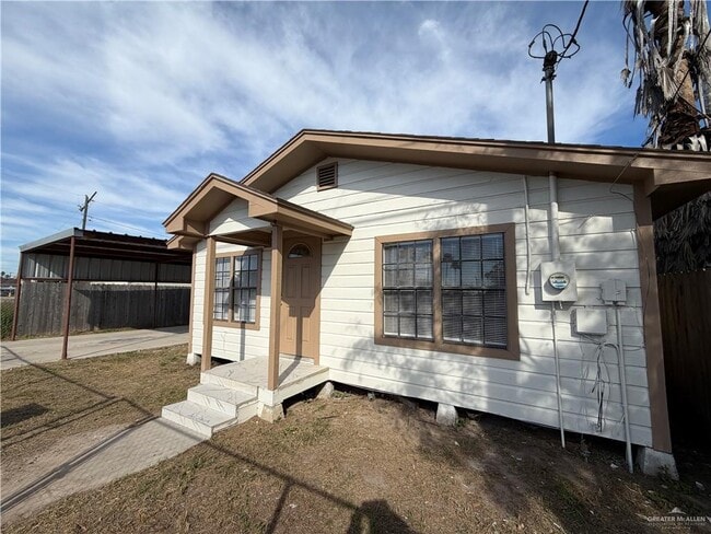 Building Photo - 9 Santa Rosa