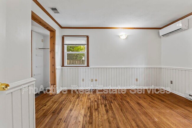 Building Photo - 442 New Jersey Ave