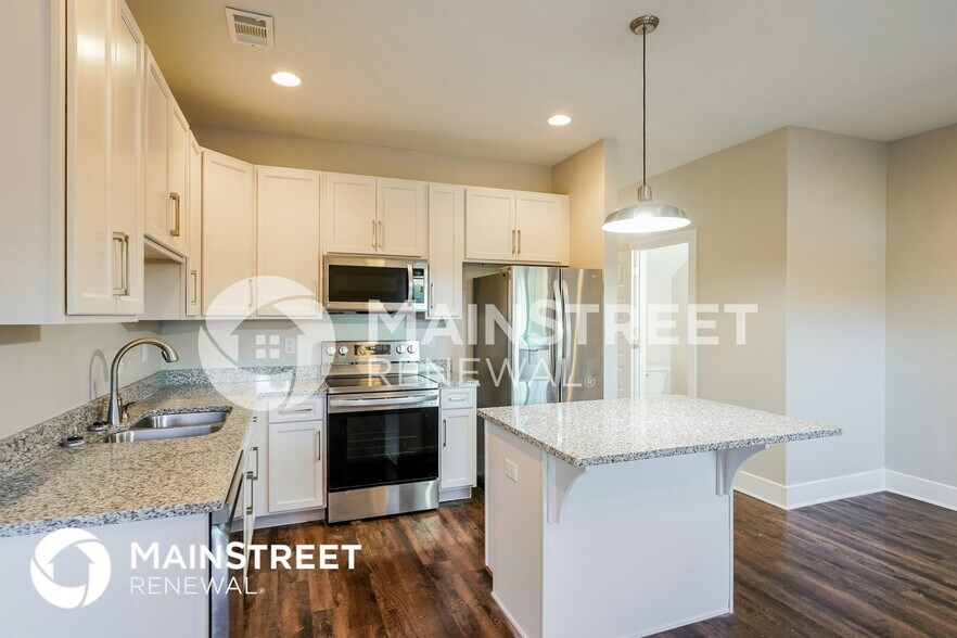 Building Photo - 122 Hartsville Ct