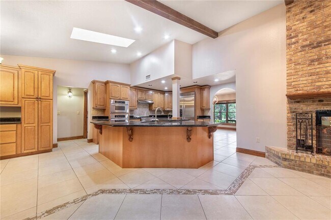 Building Photo - 7740 Lake Hatchineha Rd