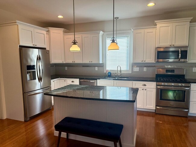 Building Photo - Impeccably maintained, custom-built home located in the sought-after Bay Breeze Estates community.