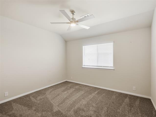 Building Photo - 201 Sweetwater Dr