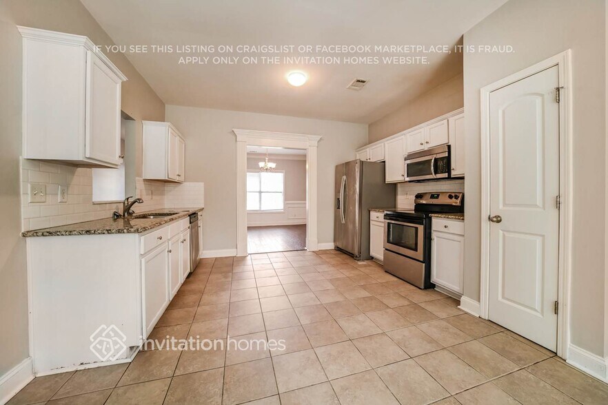 Building Photo - 4880 Panola Ct