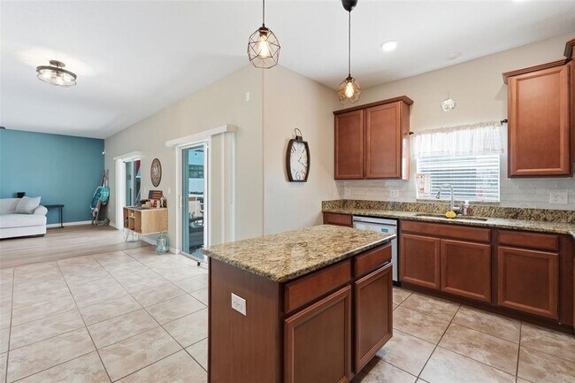 Building Photo - 2443 Dovesong Trace Dr