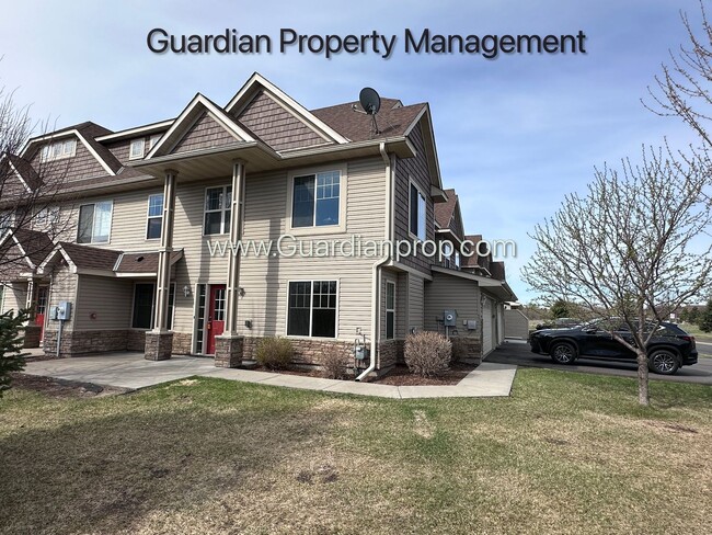 Building Photo - Brooklyn Park End Unit Town Home, Dishwasher, Washer/Dryer, Dedicated Office