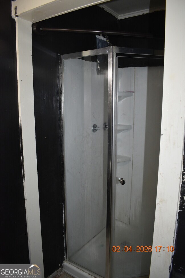 Building Photo - 1088 Radio Dr