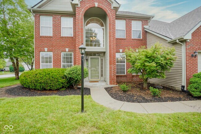 Building Photo - 14170 Royalwood Dr