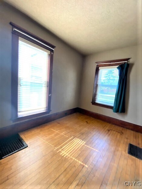 Building Photo - 8 S Jefferson St