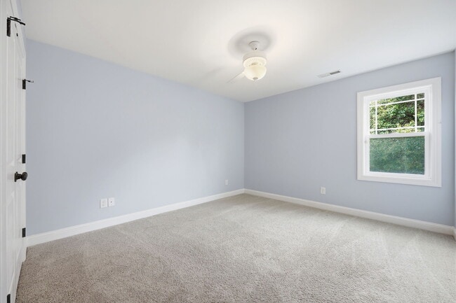 Building Photo - 3029 Edward Ct