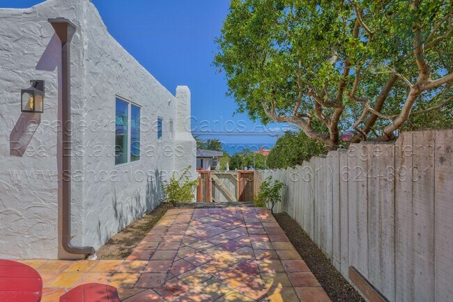 Building Photo - 381 Laurel Ave