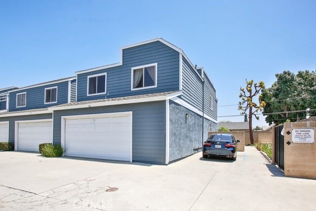 Building Photo - 14786 Pioneer Blvd