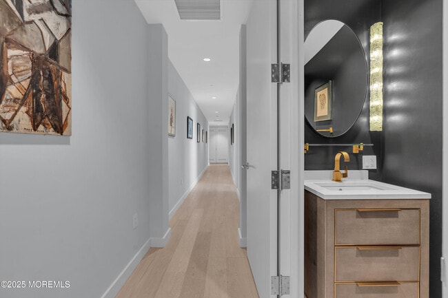 Building Photo - 1101 Ocean Ave N