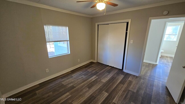 Building Photo - 512 Woodward Ave