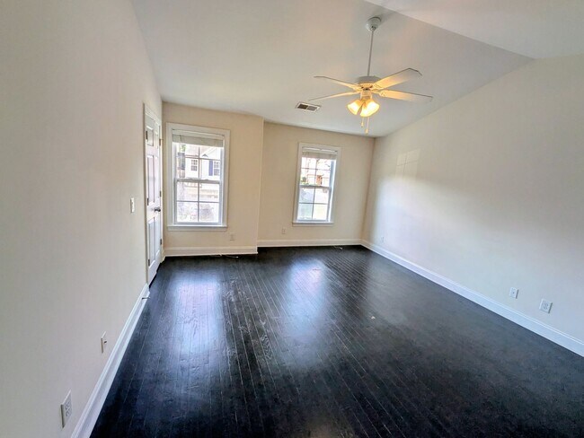 Building Photo - 4988 Wyngate Village Dr