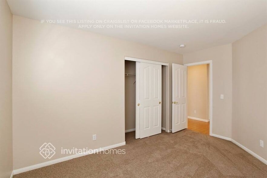 Building Photo - 8963 Hillsboro Creek Ct