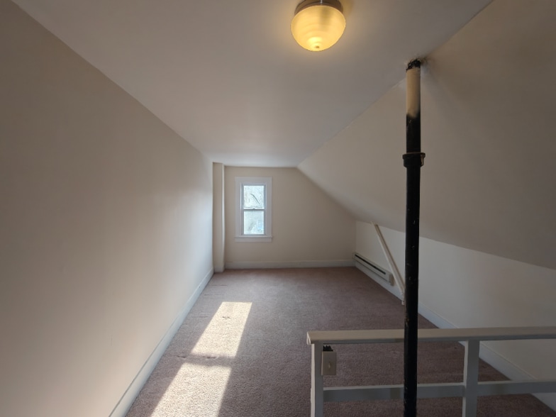 Building Photo - 509 Hallstead St