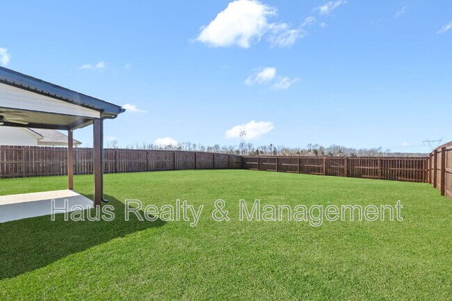 Building Photo - 764 Lillian Grace Dr