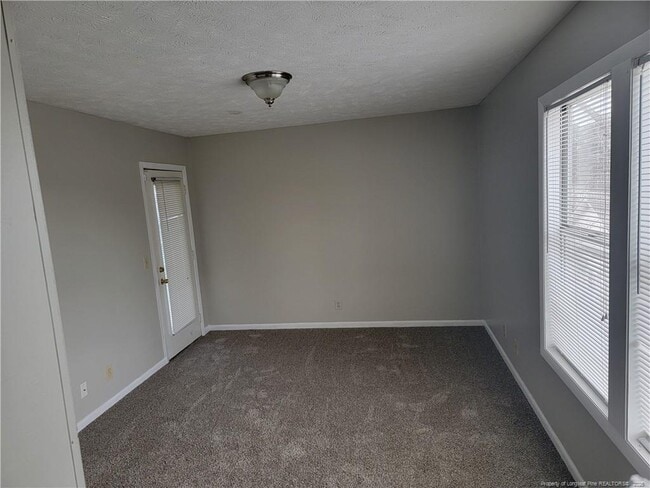 Building Photo - 6792 Willowbrook Dr