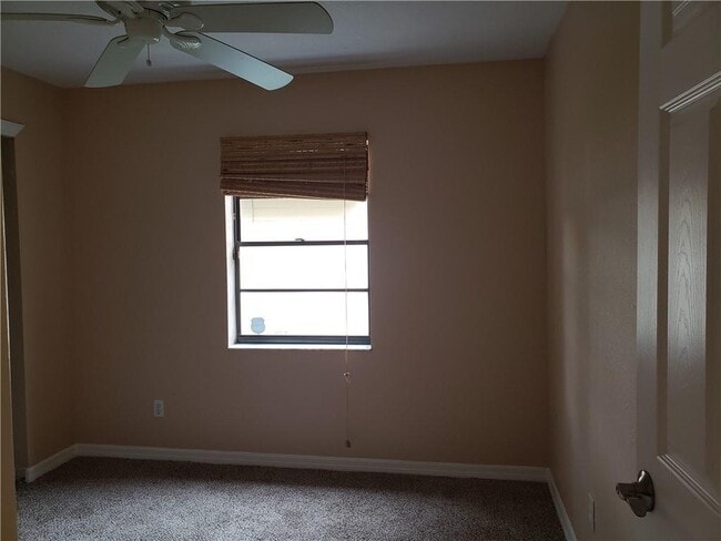 Building Photo - Coming Soon! 3/2 Single Family - Great Loc...