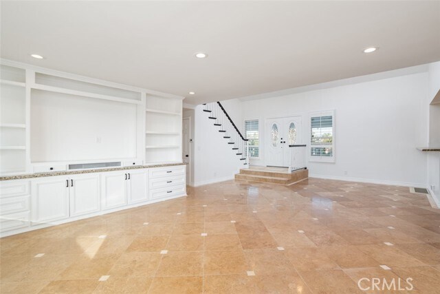 Building Photo - 1861 Parkview Cir