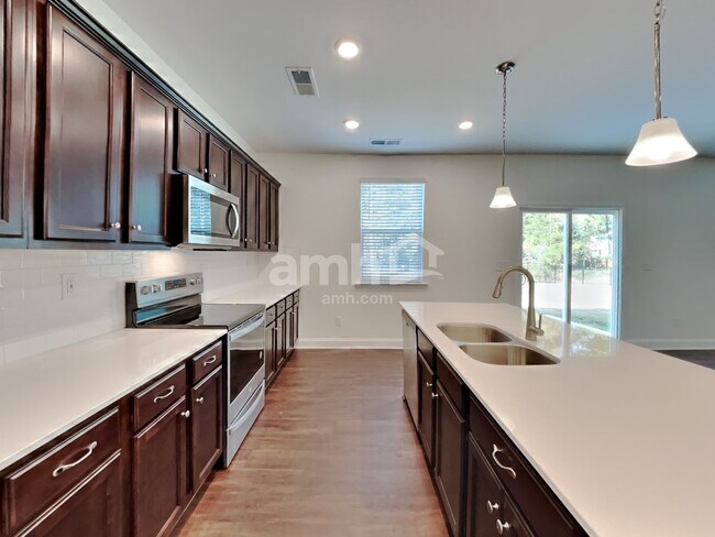 Building Photo - 11126 Hazel Gdns Dr