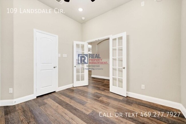 Building Photo - 109 Landsdale Cir